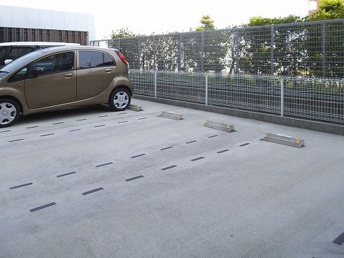 ラフレシール　トレスの物件外観写真