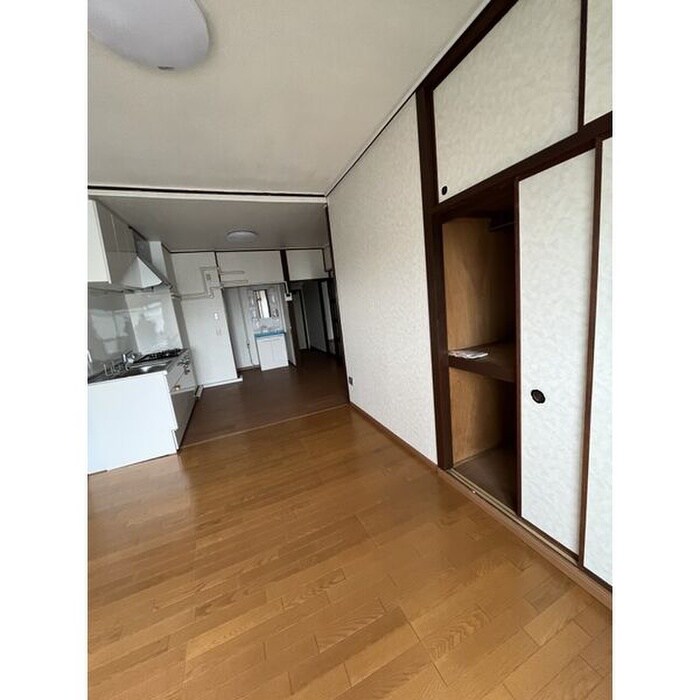 第一南陽ハイツ（702）の物件内観写真