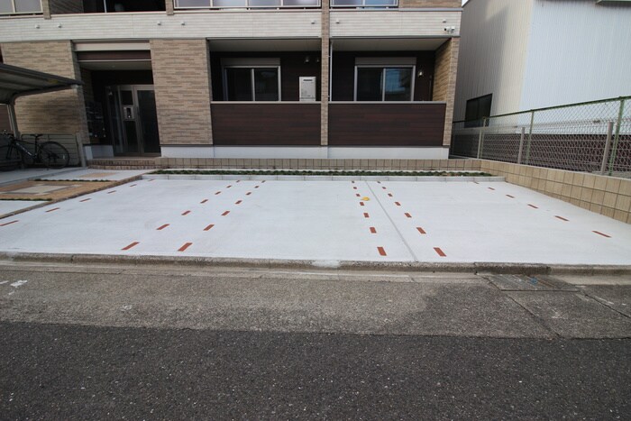 アニメート泉の物件外観写真