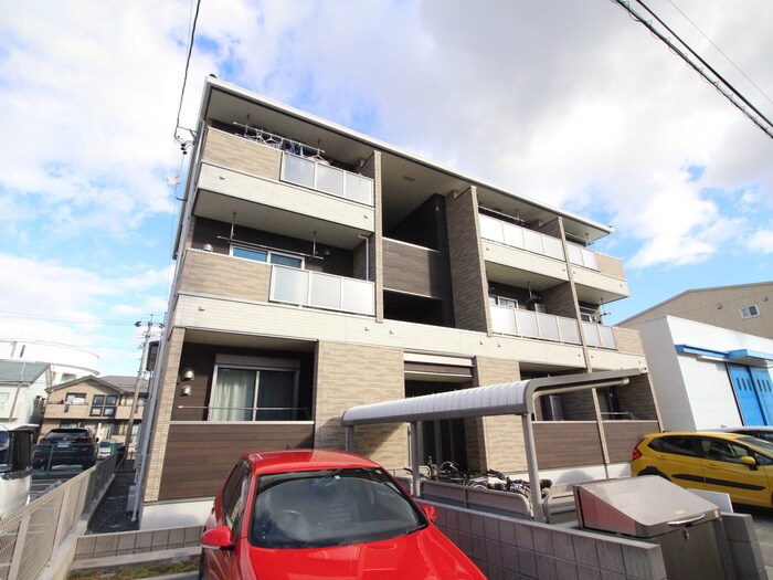 アニメート泉の物件外観写真