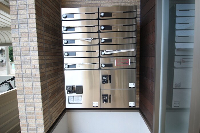 アニメート泉の物件外観写真