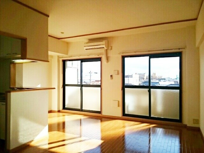 ザ・ウイングＳの物件内観写真