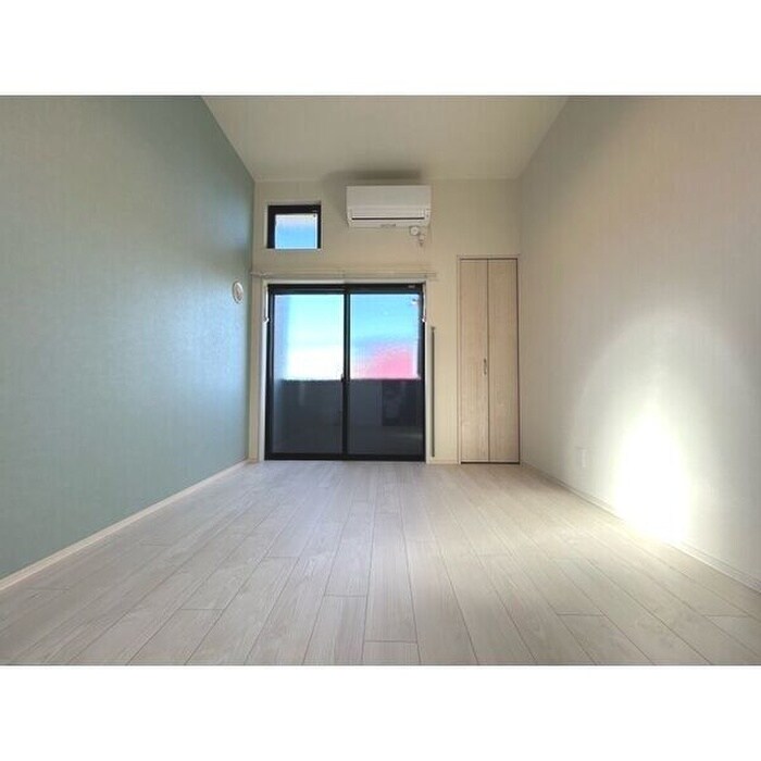 ﾊｰﾓﾆｰﾃﾗｽ上石川町ＶＩの物件内観写真