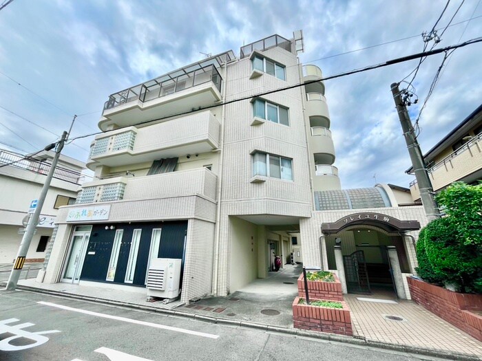 ソレイユ生駒の物件外観写真