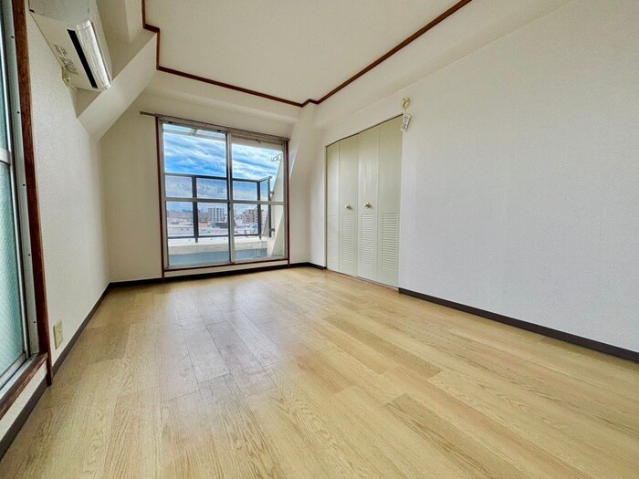 ソレイユ生駒の物件内観写真