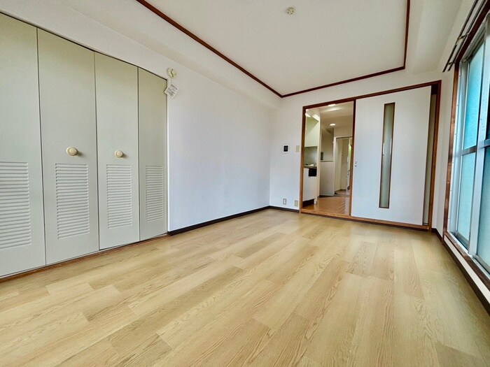 ソレイユ生駒の物件内観写真