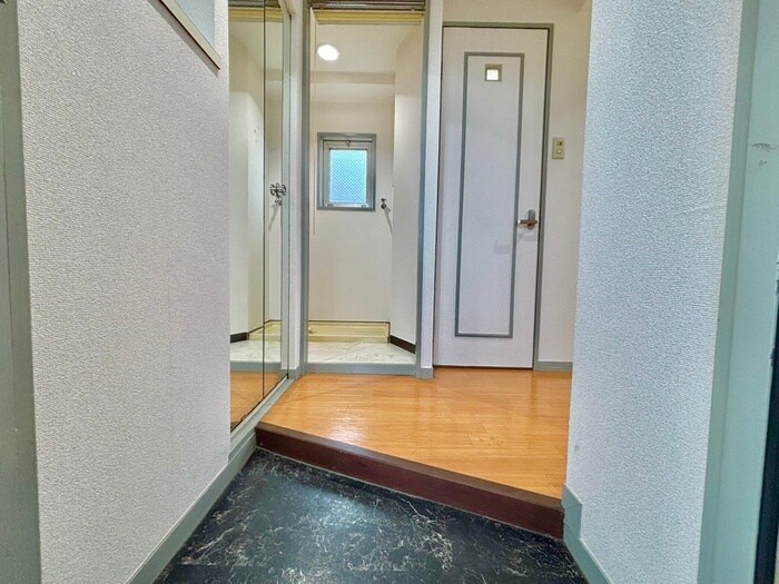 ソレイユ生駒の物件内観写真