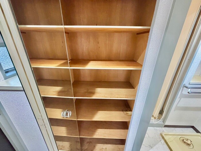 ソレイユ生駒の物件内観写真