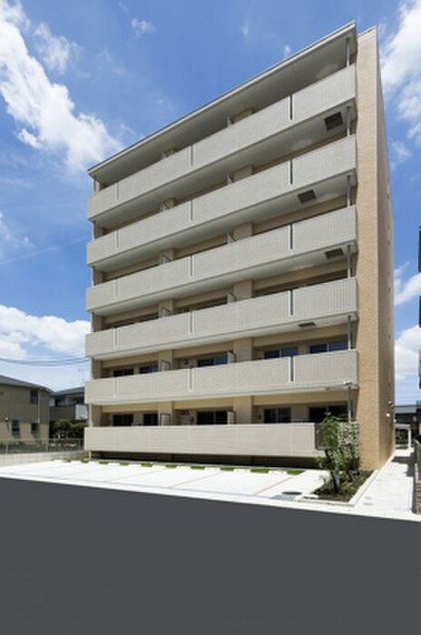 ウィステリア東春田の物件外観写真