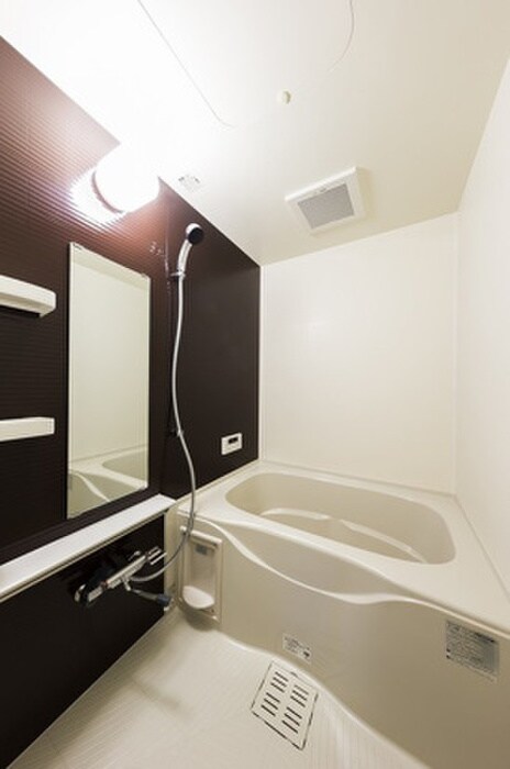 ウィステリア東春田の物件内観写真