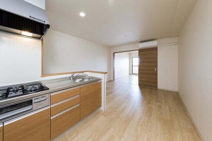 ウィステリア東春田の物件内観写真