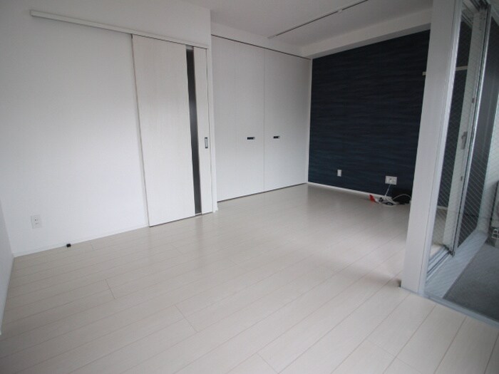 SPACE CUBE HONJINの物件内観写真