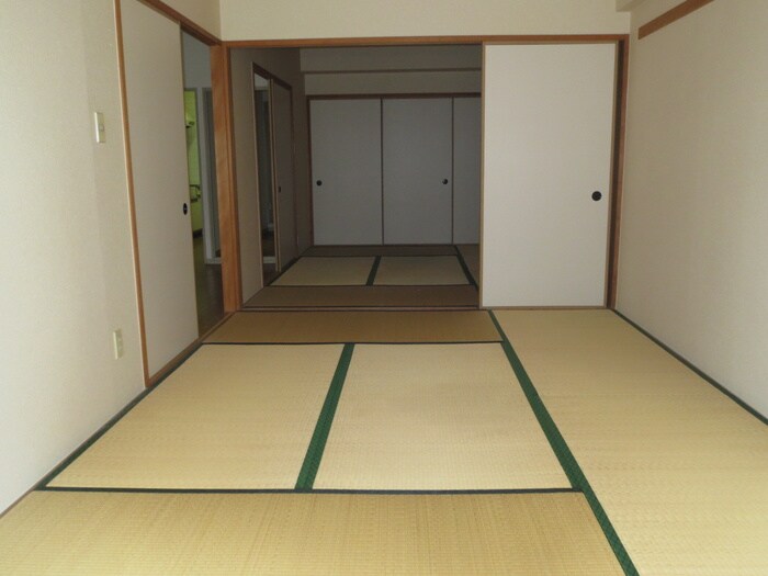 レジデンス泉の物件内観写真
