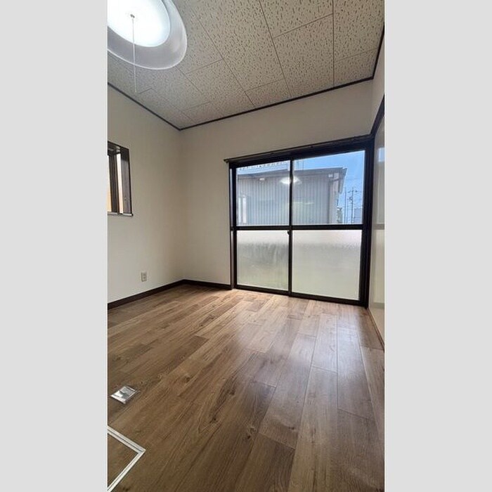 奥町剱光寺戸建の物件内観写真