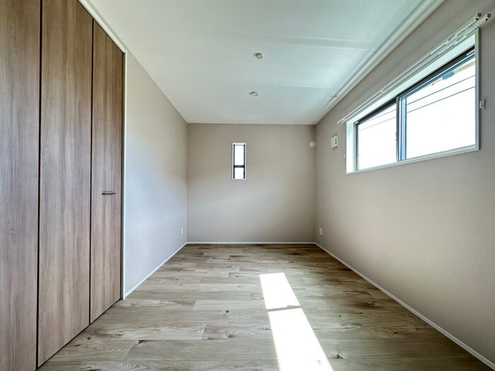 ニュー令和の物件内観写真