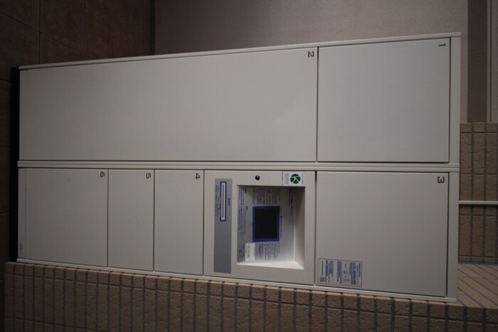 クレスト覚王山の物件外観写真