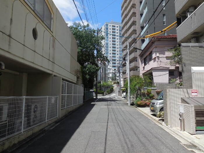 クレスト覚王山の物件外観写真