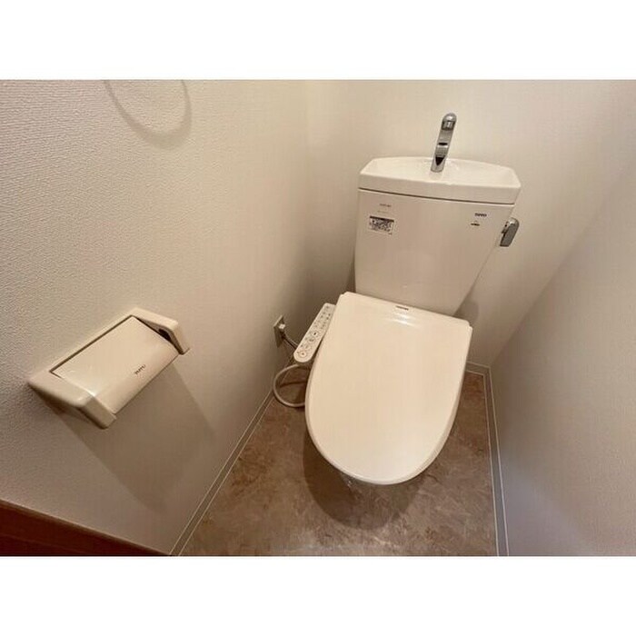 クレスト覚王山の物件内観写真