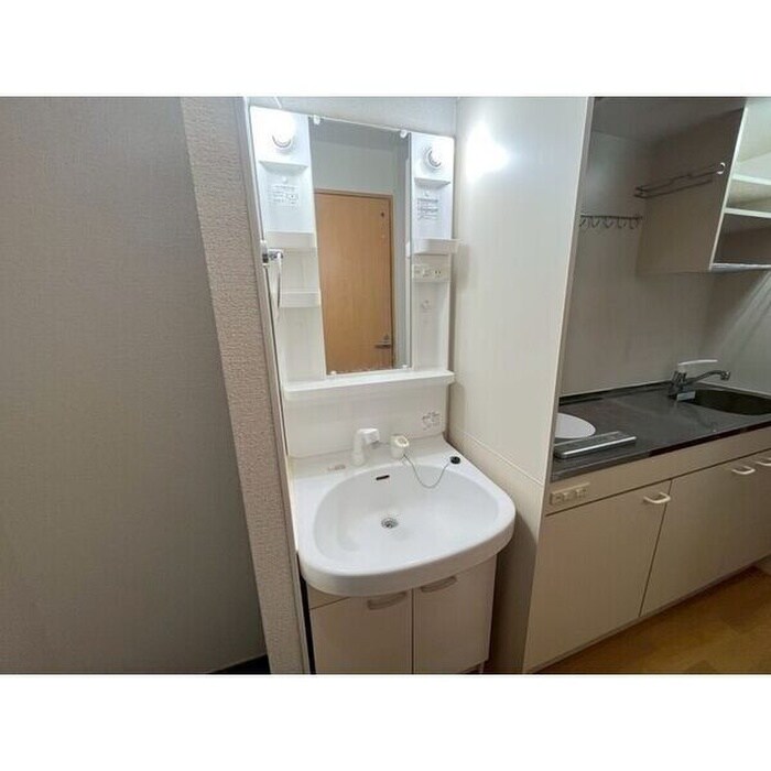 クレスト覚王山の物件内観写真