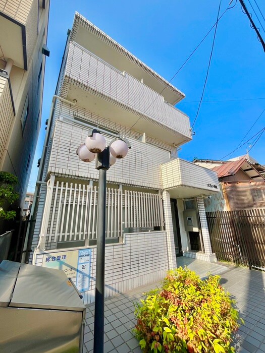 メゾン一番舘の物件外観写真