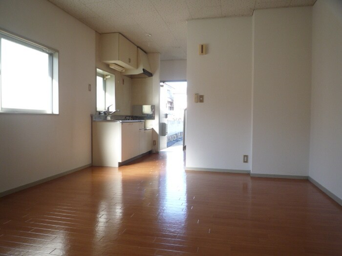 マーブル山本の物件内観写真