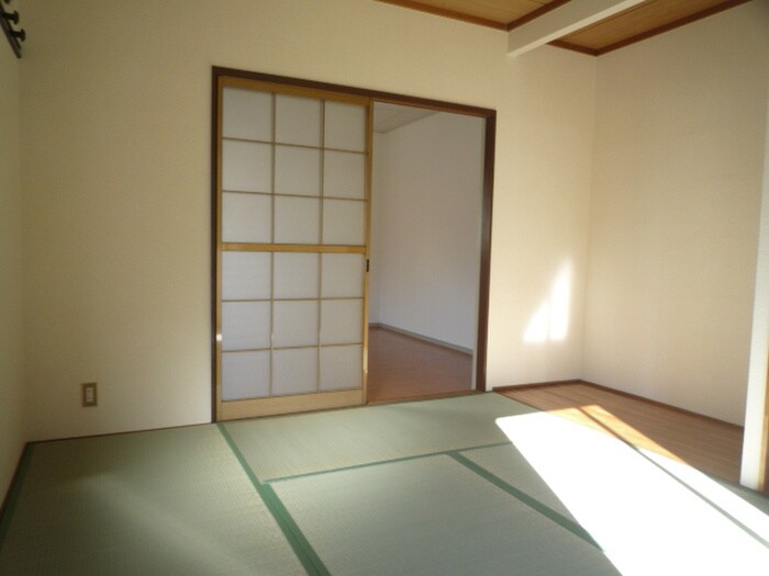 マーブル山本の物件内観写真