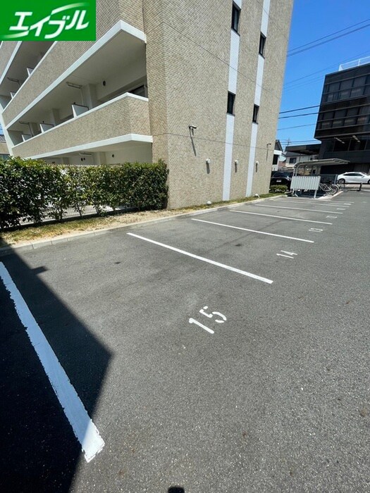 オランジュリー御器所の物件外観写真