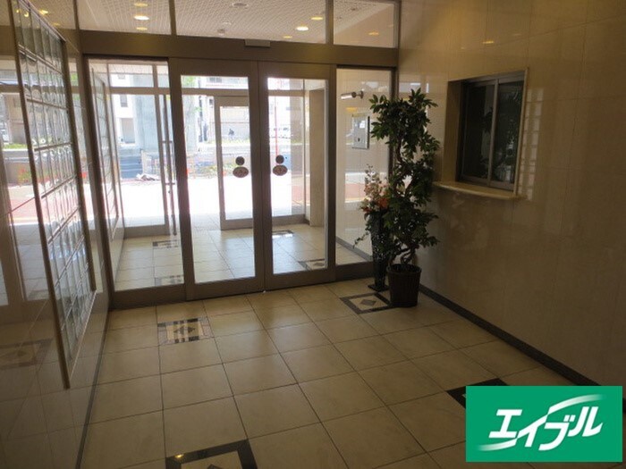 レインボ－ピア八熊の物件外観写真