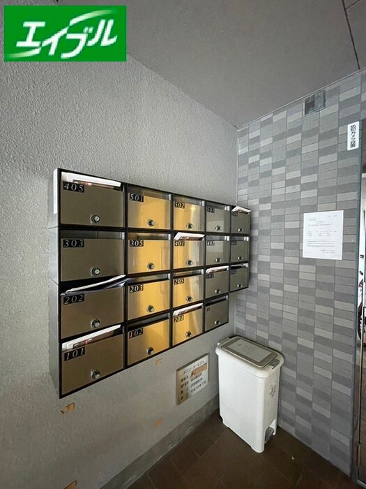 メゾンドビジェの物件外観写真