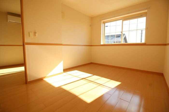 ガーデンツバキの物件内観写真