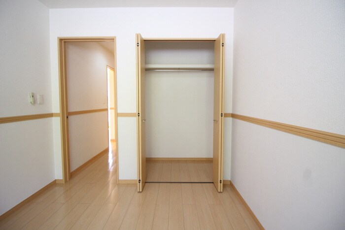 ガーデンツバキの物件内観写真