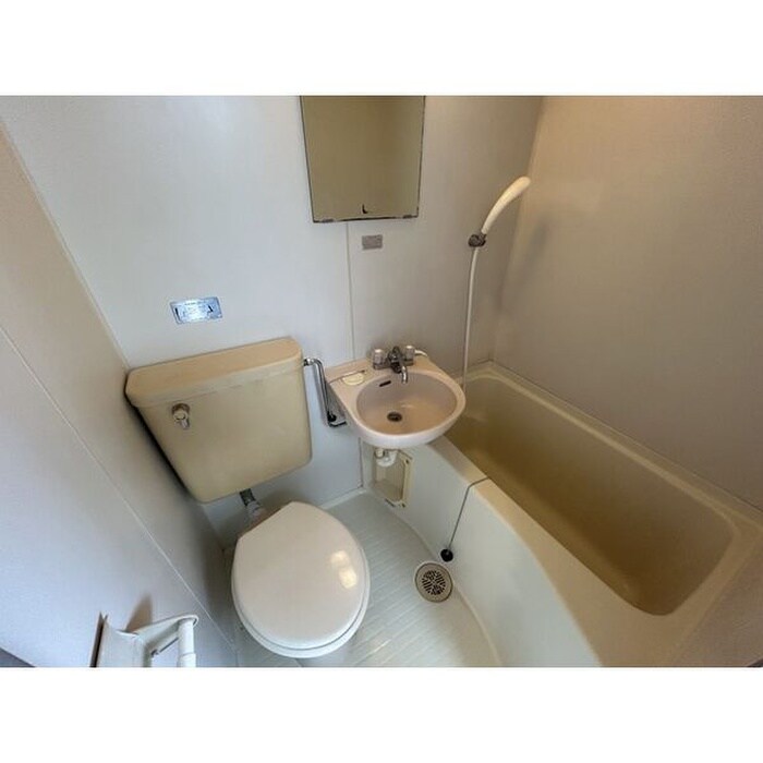 グラスペリアⅤの物件内観写真