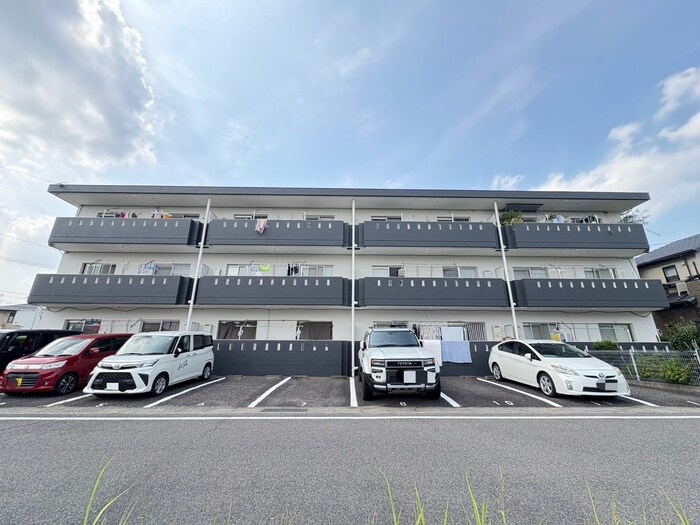 サンハイツ如意申の物件外観写真