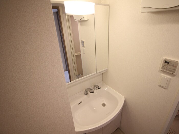 ﾌｧｽﾃｰﾄ名古屋ﾗﾌﾟｿﾃﾞｨの物件内観写真