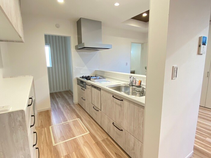 ﾘｰﾌﾞﾙﾌｧｲﾝ尾張旭市東本地ケ原町8の物件内観写真