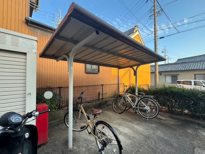 ウェルメイドⅢの物件外観写真