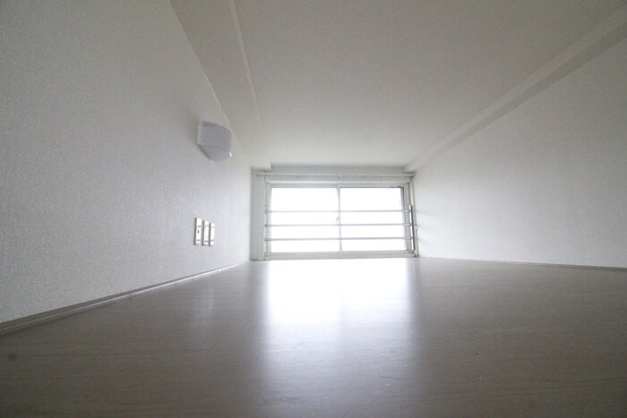 ウェルメイドⅢの物件内観写真