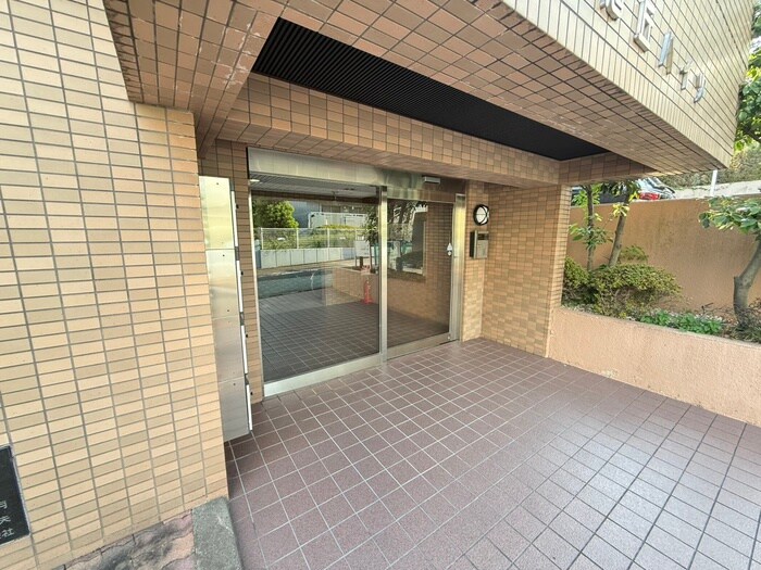 旭丘ハイツの物件外観写真