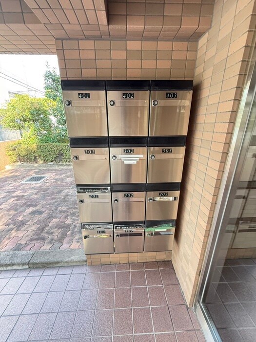 旭丘ハイツの物件外観写真