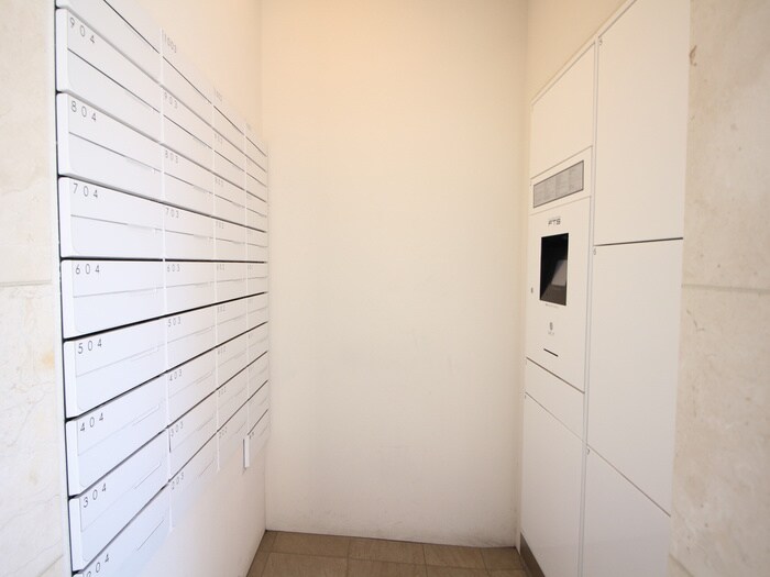 ルーエ金山の物件外観写真