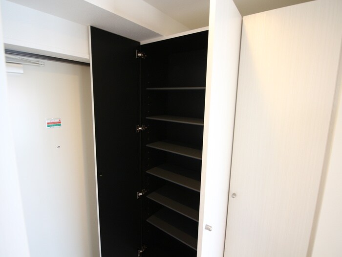 ルーエ金山の物件内観写真