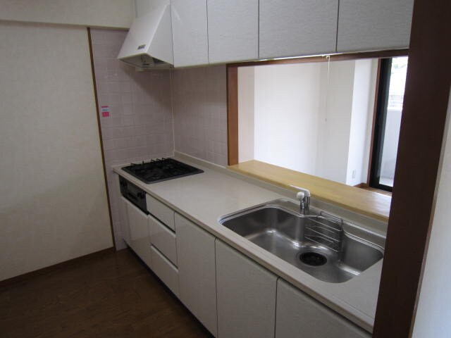 ファ－ニス白壁の物件内観写真