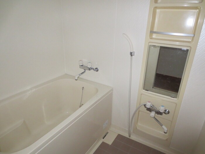 ファ－ニス白壁の物件内観写真