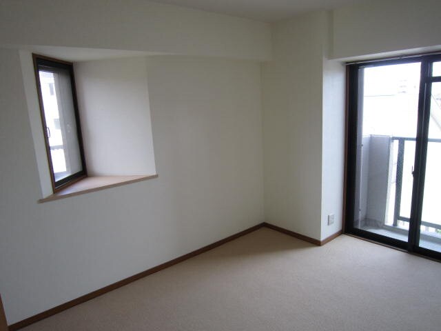 ファ－ニス白壁の物件内観写真