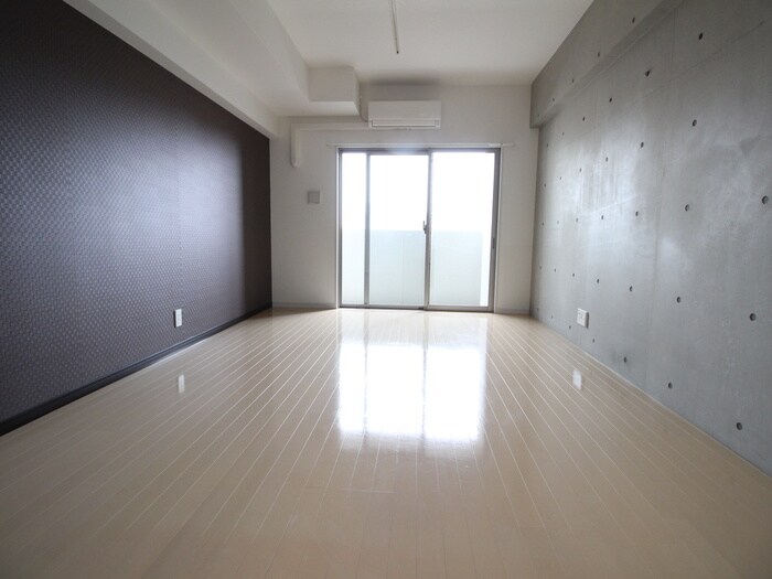 ＣＡＳＴＥＬＬＯ　ＬＵＳＳＯの物件内観写真