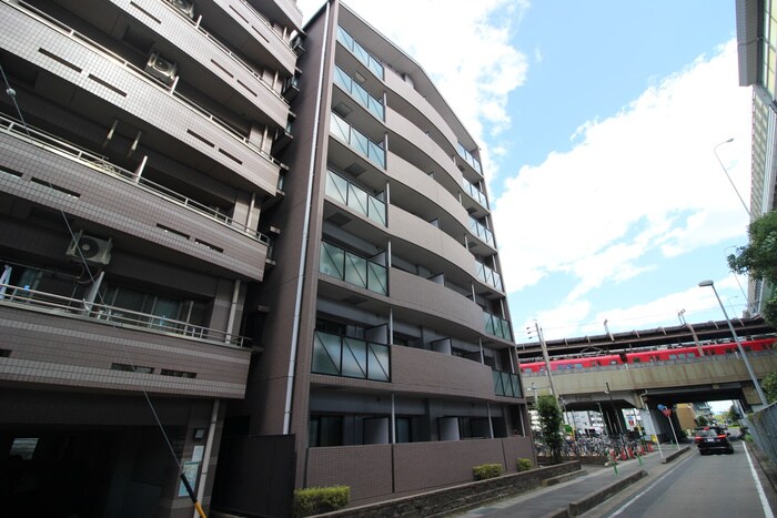 パルテンツｱの物件外観写真