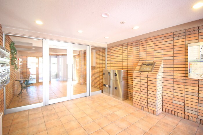 ヴァンクール新栄の物件外観写真