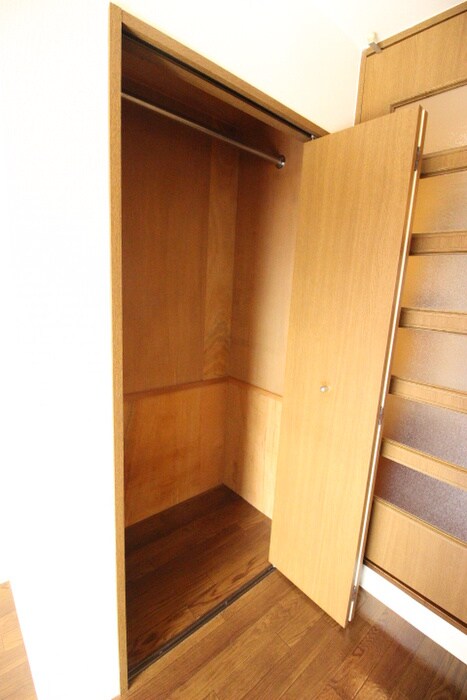 ハイツ草薙の物件内観写真