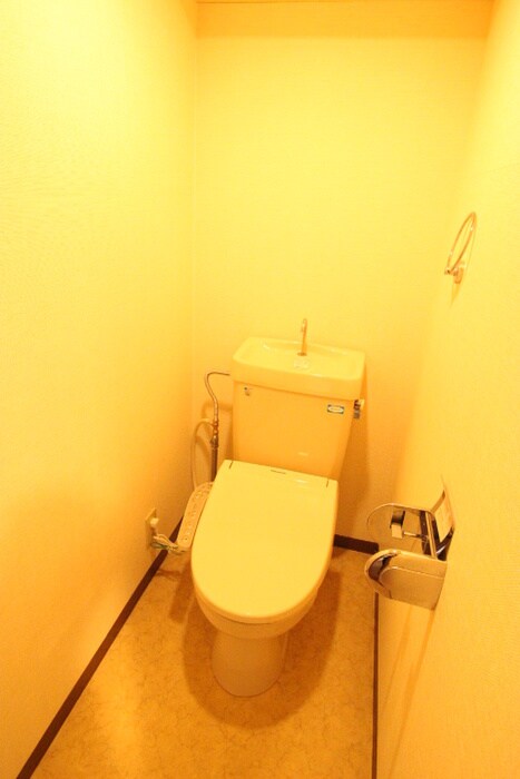 ハイツ草薙の物件内観写真