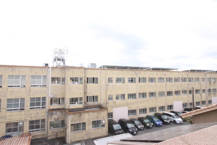 ハイツ草薙の物件内観写真